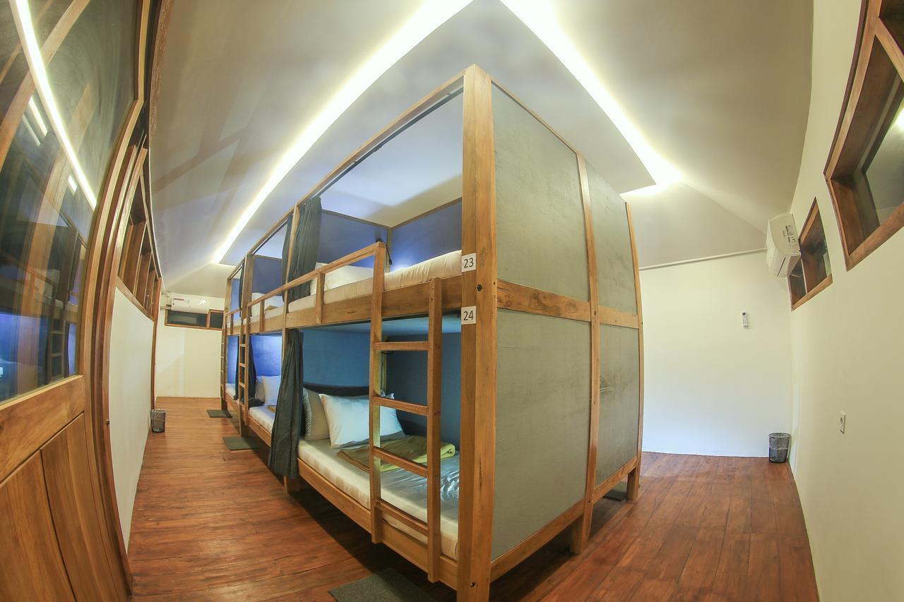 Green Hill Bed Station Labuan Bajo Extérieur photo